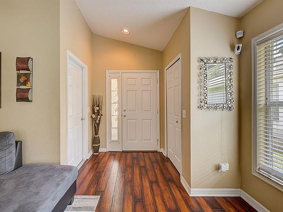 5th image of 5869 Wrenwater Dr