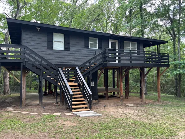 462 Forest Dr, Hemphill, TX 75948