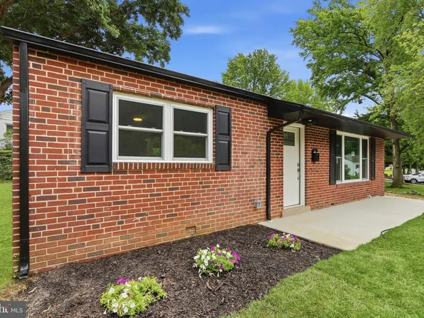 27 Homewood Rd, Wilmington, DE 19803