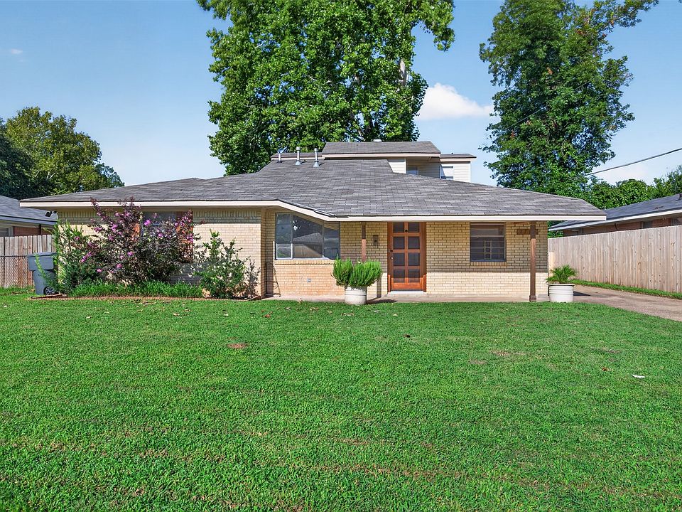 1st image of 2714 E Cavett Dr