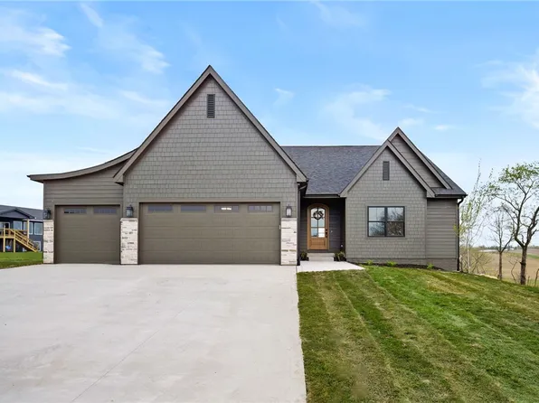 2317 Timberview Dr, Norwalk, IA 50211