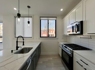 800 Kennedy St NW FLOOR 3, Washington, DC 20011