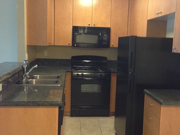 2nd image of 790 Florida St