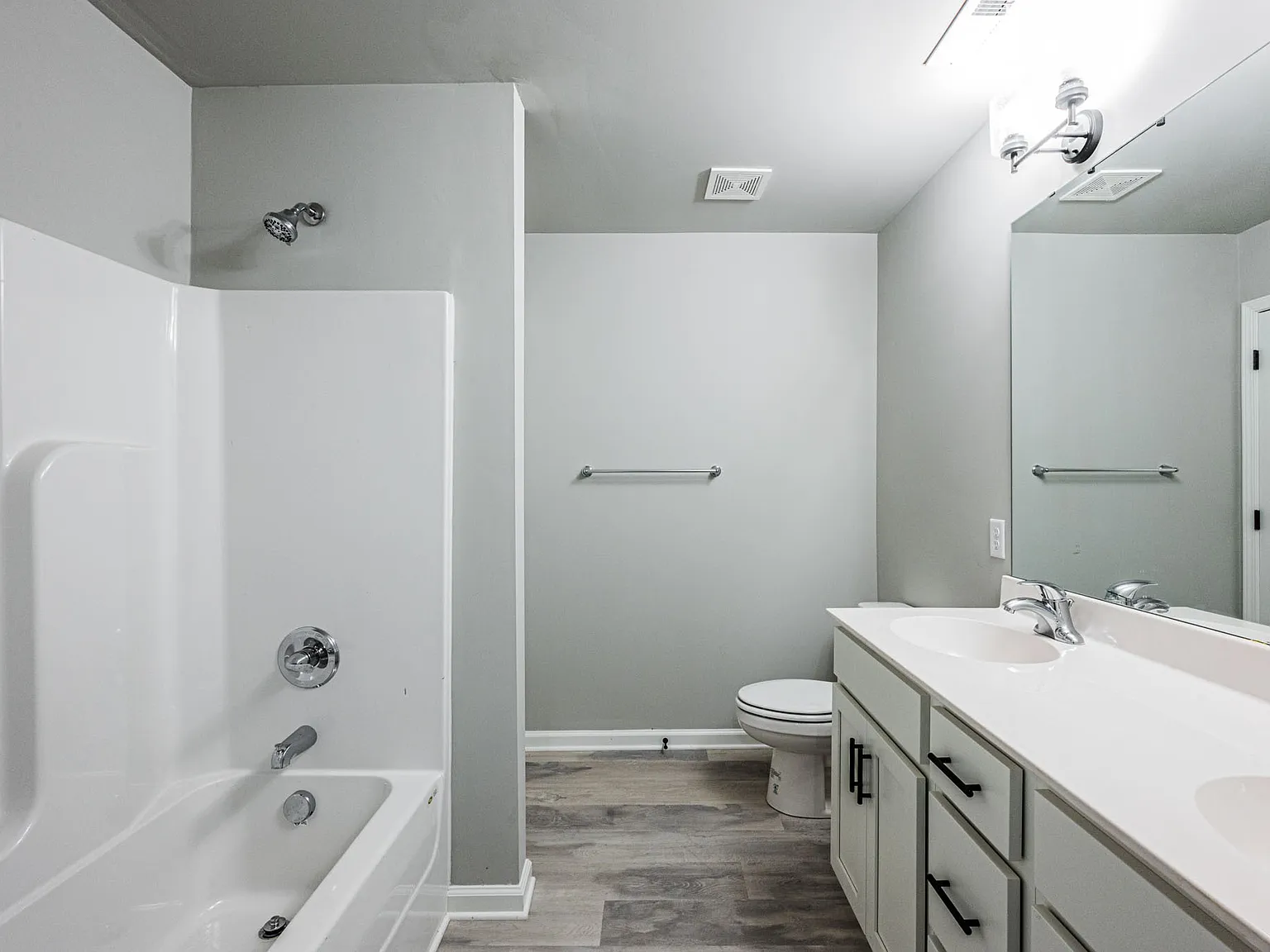 229 Whispering Hills Boulevard - 1 — Photo 2