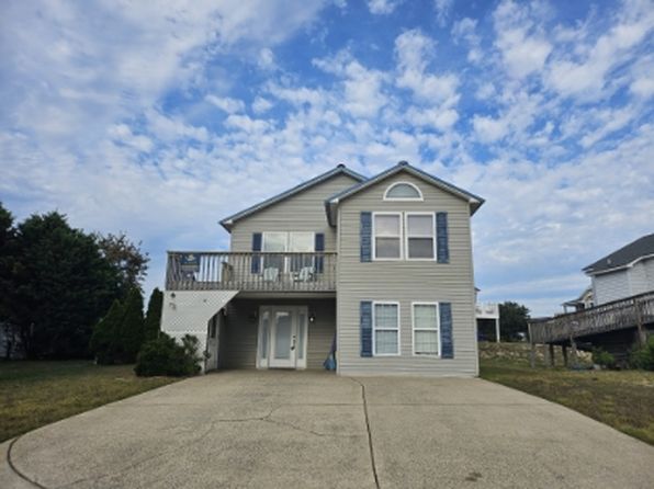 319 Jean Ct