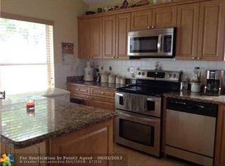 6060 Newport Village Way, Lake Worth, FL 33463