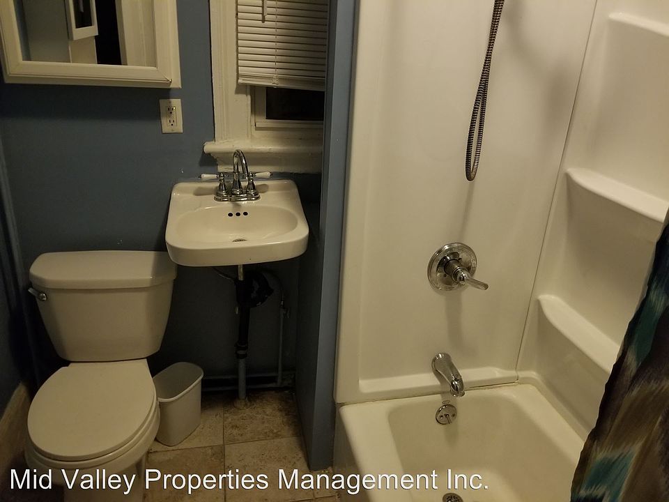 2nd image of 101 Dubois St APT 2