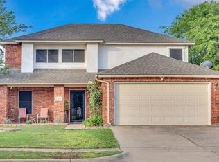 7210 Port Phillip Dr, Arlington, TX 76002