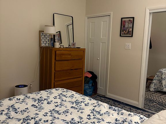 5th image of 2649 Penn Ave APT 1
