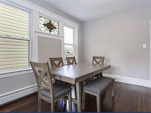 Unit 1 Dining Room
