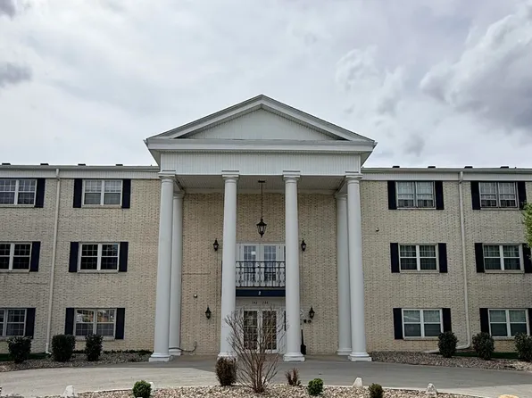 249 El Conquistador Pl, Louisville, KY 40220