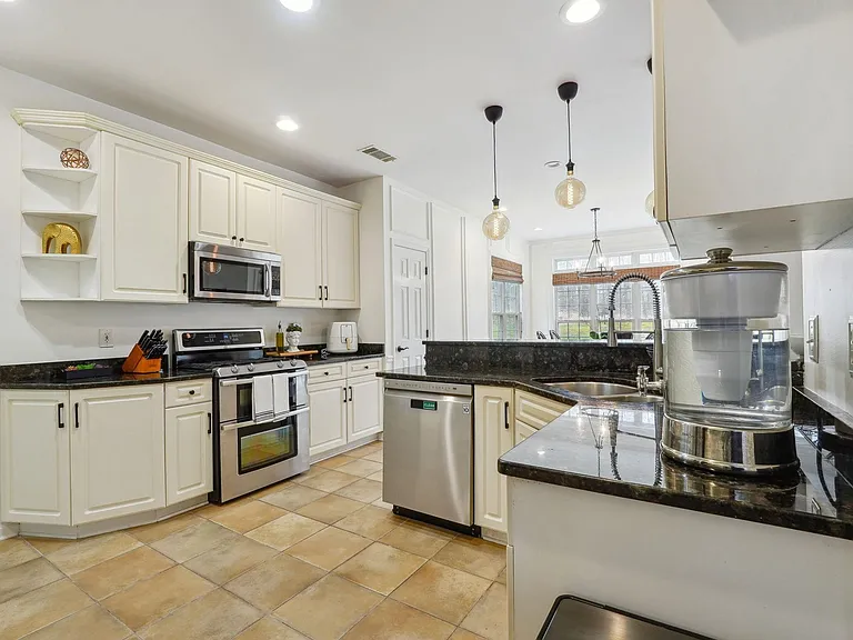 135 Farr Lake Dr — Photo 19