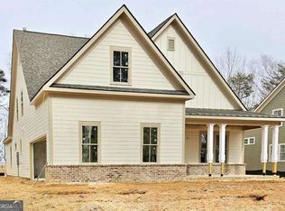 176 Cherokee Dr S, Waleska, GA 30183