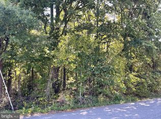 8615 Braddock Ave, Alexandria, VA 22309