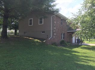 801 Clay St, Brookfield, MO 64628