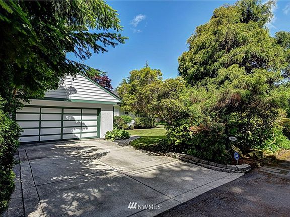 4th image of 808 Crown Dr