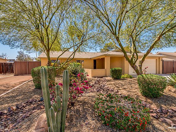 3rd image of 3039 W Muriel Dr