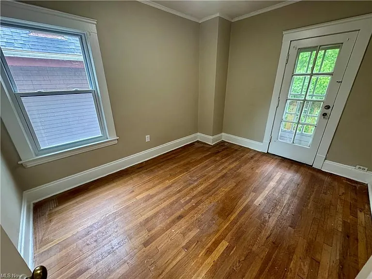 3235 Oak Rd — Photo 6