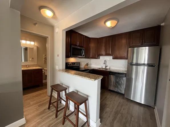 1660 North Prospect AVENUE #403, Milwaukee, WI 53202