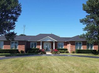 23630 Us Highway 150, Le roy, IL 61752