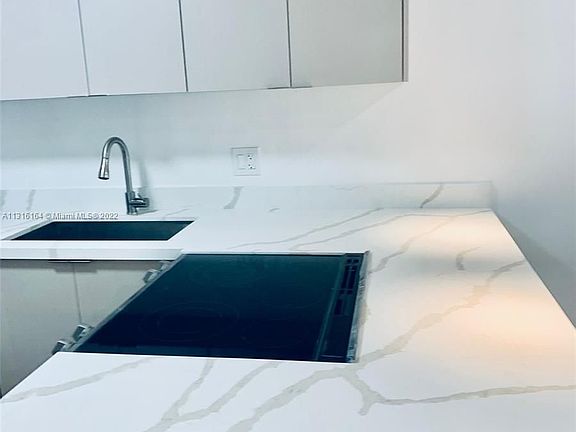 5th image of 3970 SW 58th St #2