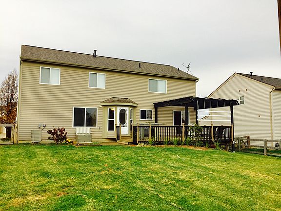 2nd image of 8952 Crimson Oak Dr