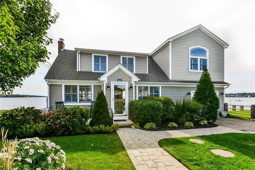423 Park Ave, Portsmouth, RI 02871 Zillow