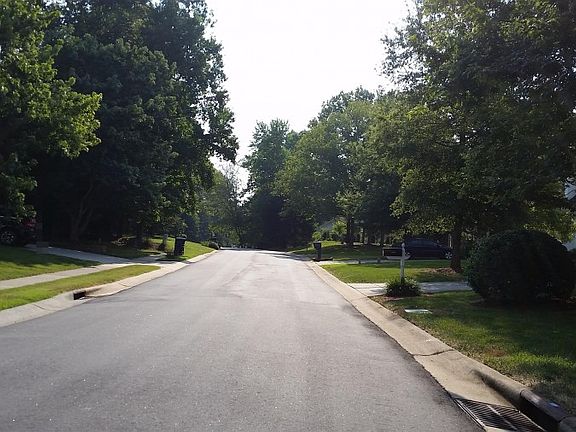 4th image of 7219 Frances Irene Dr