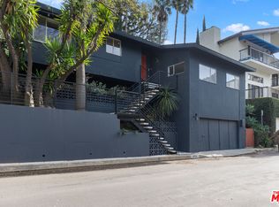 3814 Shannon Rd, Los Angeles, CA 90027
