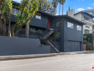 3814 Shannon Rd, Los Angeles, CA, 90027