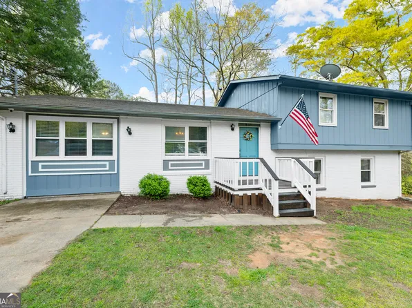 835 Academy Dr, Elberton, GA 30635