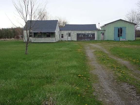 3rd image of 5202 N Park Ave