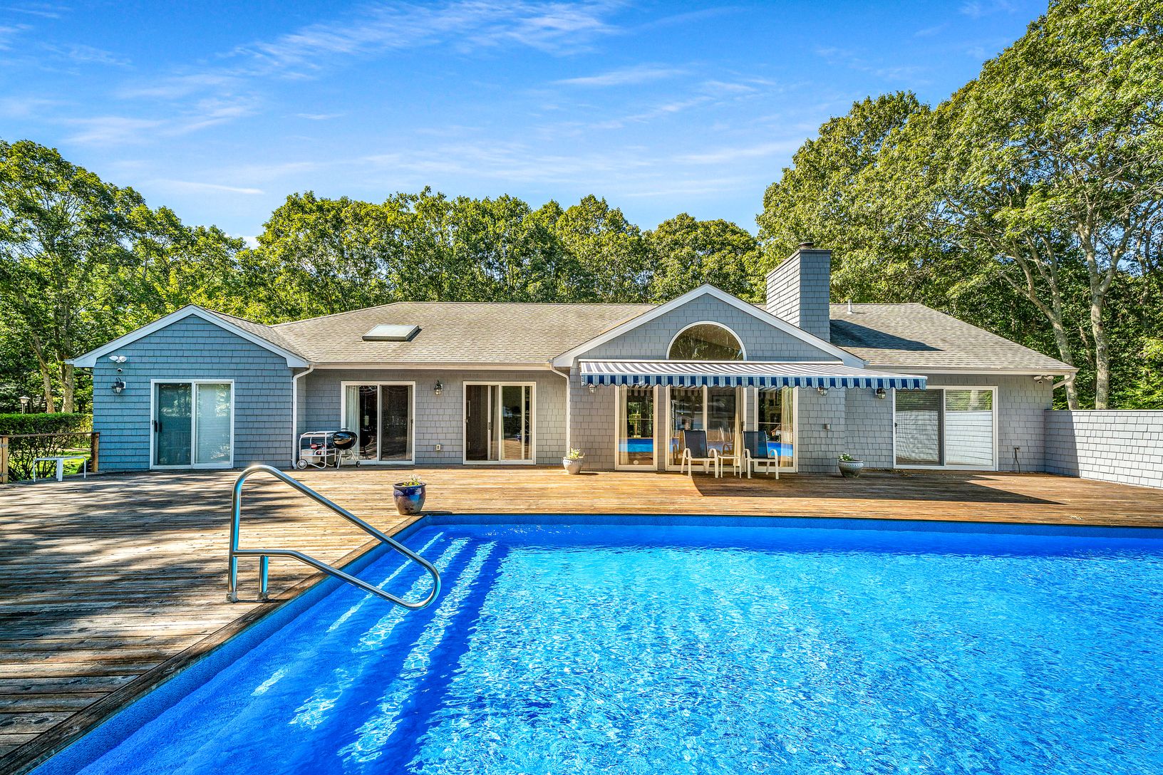 29 Elizabeth Ln, Quogue, NY 11959 Out East