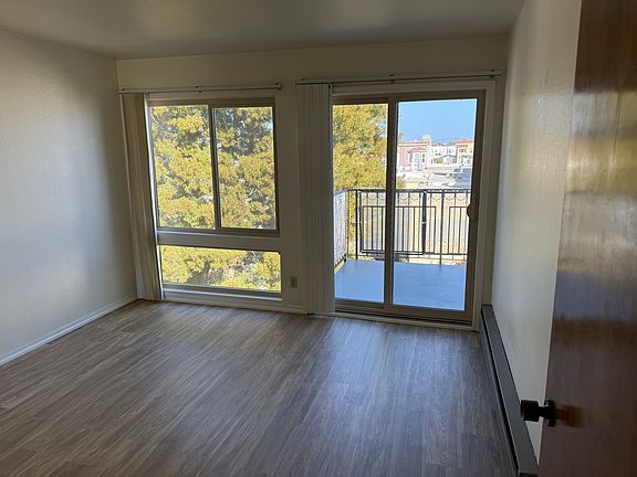 4th image of 2460 Chestnut St #201