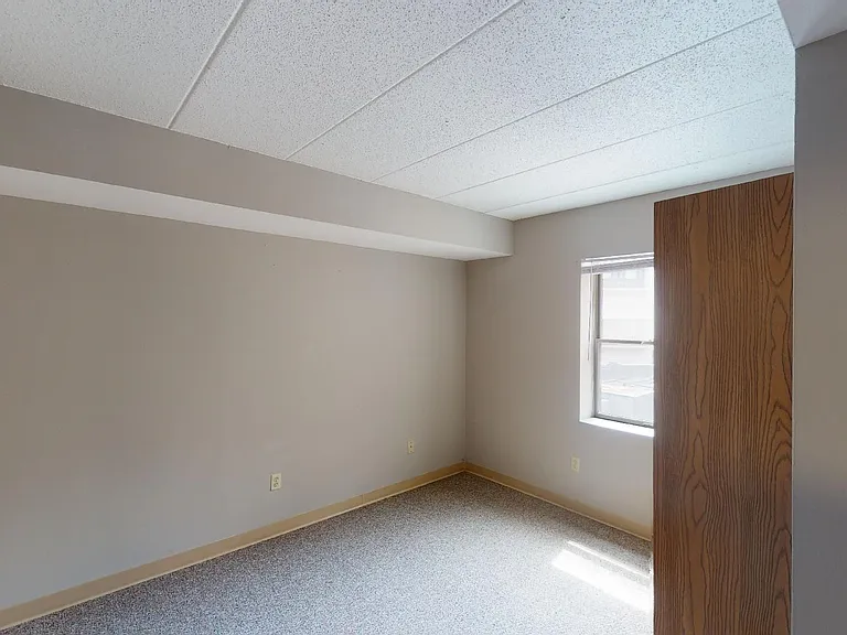515 State St — Photo 12