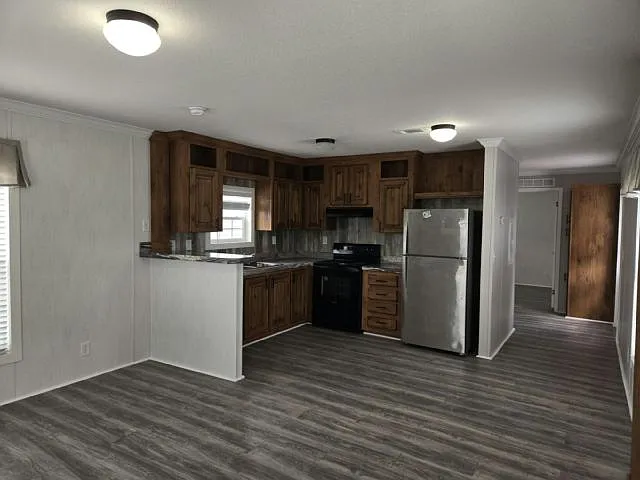 1 bed, 1.0 bath, 640 sqft, $1,700 — Photo 2