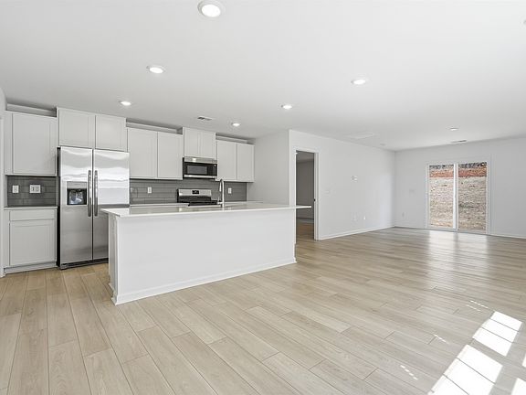 7th image of this home
