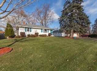 1263 Leland Rd E, Maplewood, MN 55109