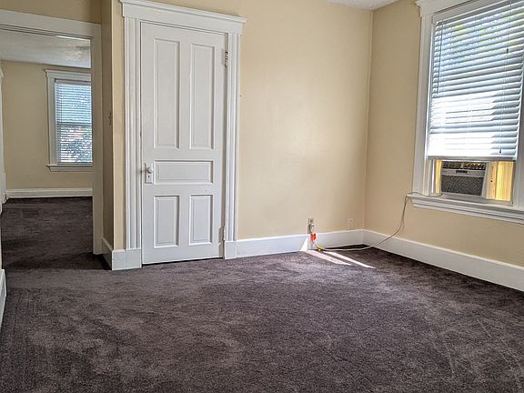 4th image of 3927 S Madison Ave