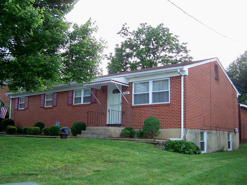1st image of 705 Glenmore Dr