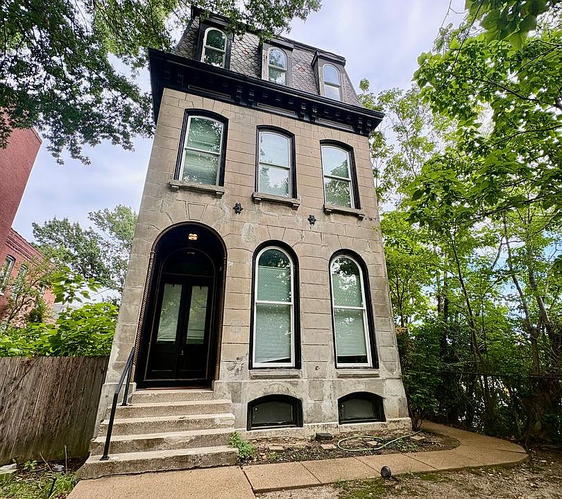 1st image of 1736 Nicholson Pl #A