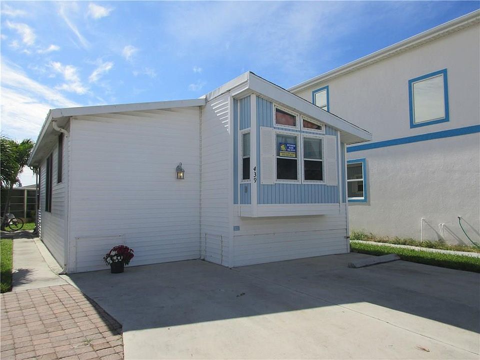 1st image of 439 Nettles Blvd