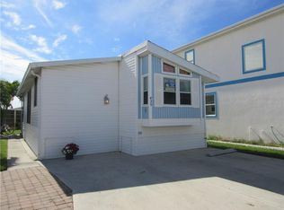 439 Nettles Blvd, Jensen Beach, FL 34957