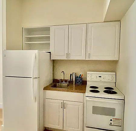 2nd image of 336 W 19th St APT 4D