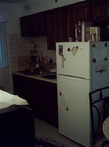 2nd image of 4640 Buchanan St