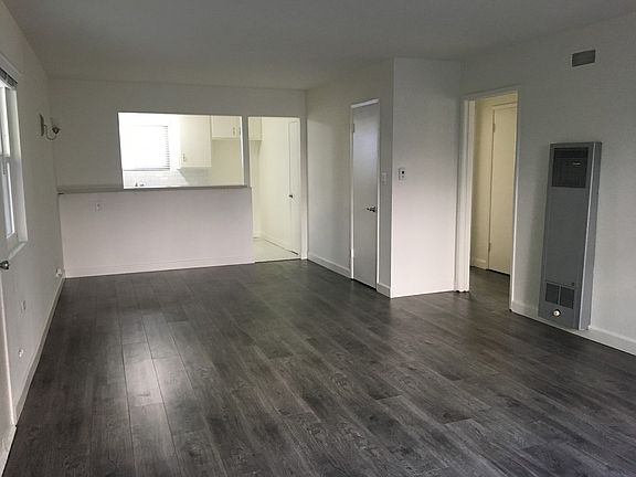 3rd image of 5230 Kester Ave #17889851