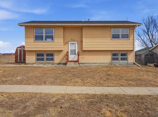 830 Ennen Dr, Rapid City, SD 57703