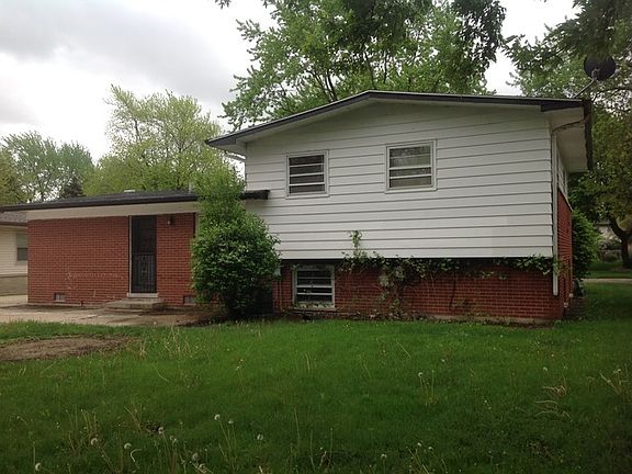 4th image of 705 Fitzhenry Ct