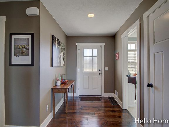 4th image of 1905 Stratford Ln NW