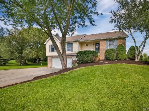 12784 Carney Rd, Akron, NY 14001